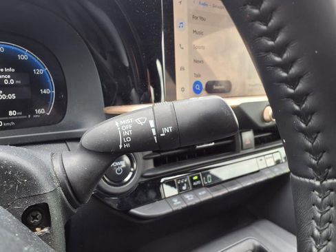 Used 2023 Toyota Crown XLE image 23