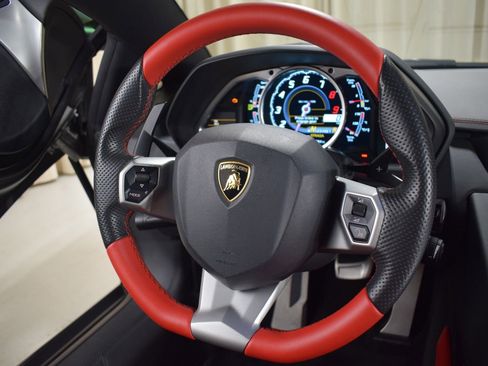 Used 2016 Lamborghini Aventador LP 700-4 AWD/4WD image 25