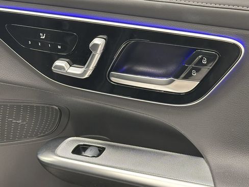 Certified 2024 Mercedes-Benz GLC 300 4MATIC image 16