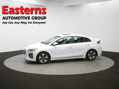 Used 2022 Hyundai Ioniq Limited image 59