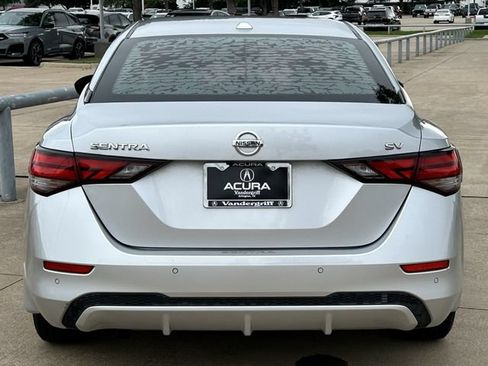 Used 2021 Nissan Sentra SV FWD image 5