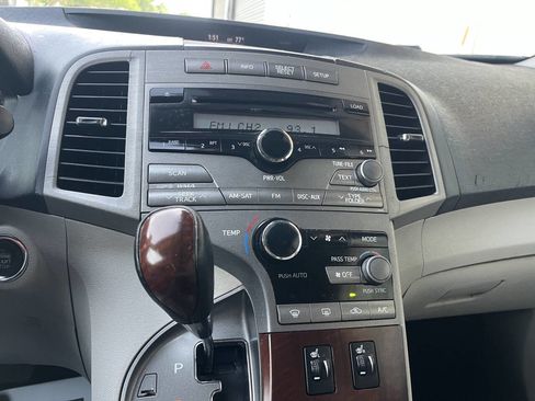 Used 2009 Toyota Venza FWD V6 4dr Crossover image 26