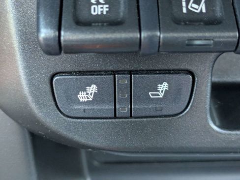 Used 2022 Chevrolet Colorado Z71 w/ Safety Package AWD/4WD image 24