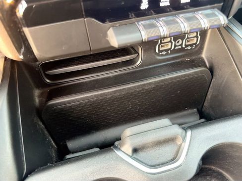 Used 2024 RAM 1500 Lone Star image 29