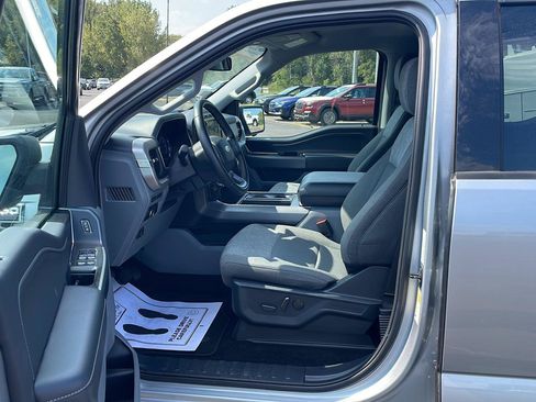 Used 2022 Ford F150 XLT w/ Equipment Group 302A High AWD/4WD image 10