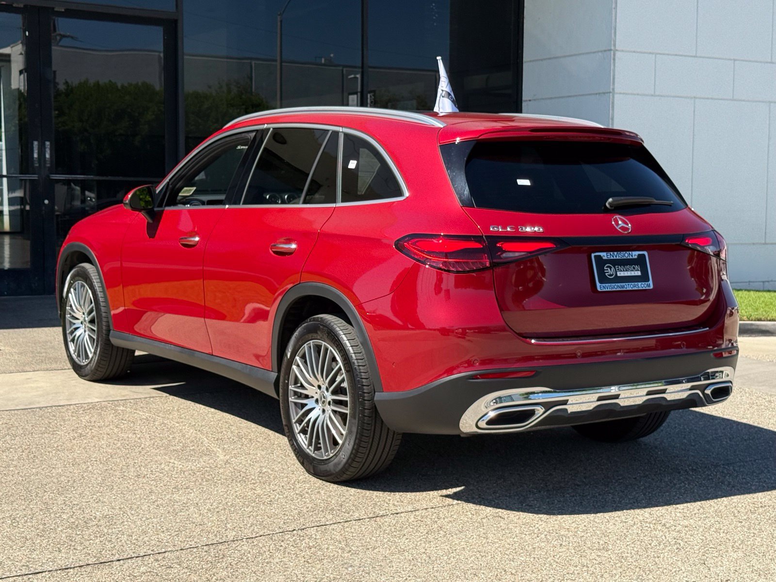 Used 2026 Mercedes-Benz GLC 300 image 10