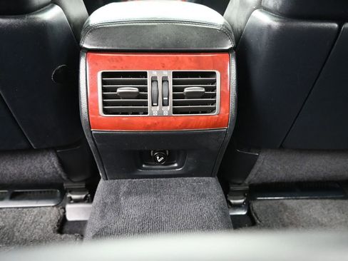 Used 2010 Lexus LS 460 AWD image 25