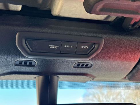 Used 2022 Jeep Gladiator Rubicon w/ Dual Top Group image 32