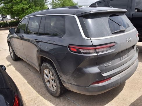 Used 2023 Jeep Grand Cherokee L Limited AWD/4WD image 6