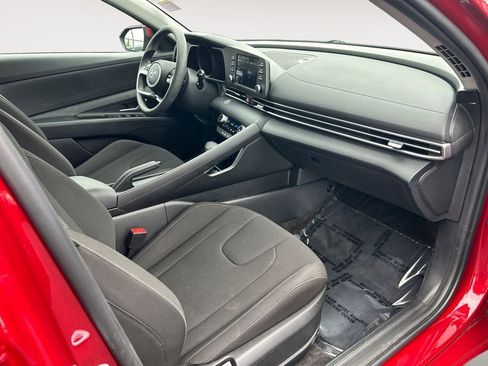 Used 2023 Hyundai Elantra SEL FWD image 26