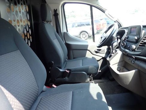 Certified 2025 Ford Transit 250 Low Roof w/ Exterior Upgrade Package RWD image 12