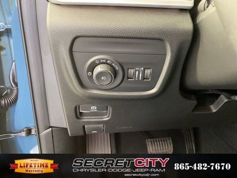 New 2026 Jeep Grand Cherokee L Limited AWD/4WD image 15