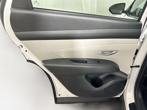 Used 2025 Hyundai Tucson SEL image 25