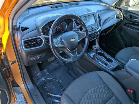 Used 2018 Chevrolet Equinox LT image 11