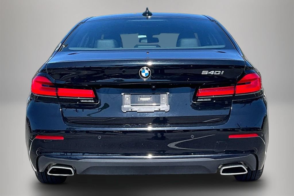 Used 2023 BMW 540i w/ Convenience Package RWD image 6