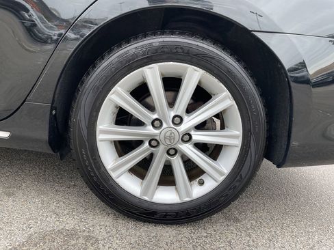 Used 2012 Toyota Camry XLE FWD image 10