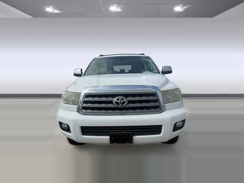 Used 2014 Toyota Sequoia Limited image 5