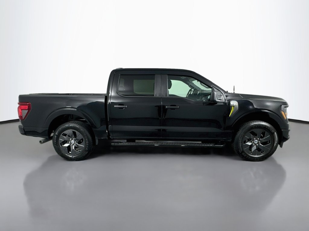 Used 2025 Ford F150 STX w/ Equipment Group 200A RWD image 4