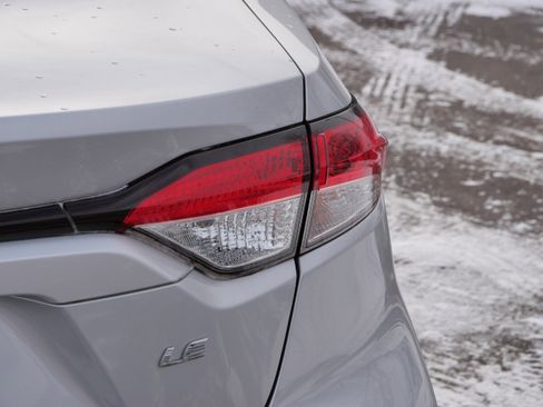 Used 2020 Toyota Corolla LE image 17