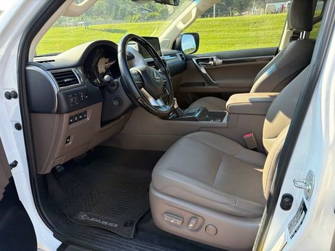 Used 2023 Lexus GX 460 Premium AWD/4WD image 39