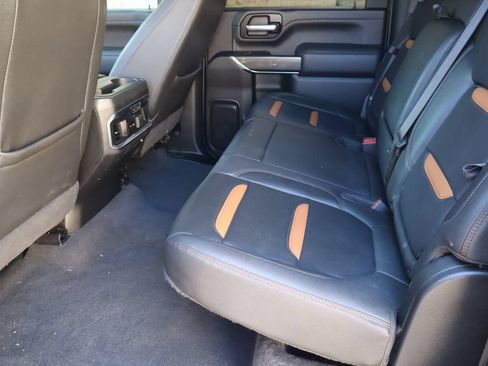 Used 2023 GMC Sierra 2500 AT4 w/ Gooseneck/5TH Wheel Package AWD/4WD image 5