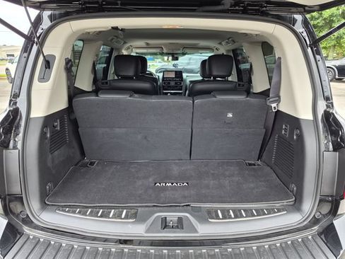 Used 2024 Nissan Armada Platinum w/ Captain's Chairs Package RWD image 31