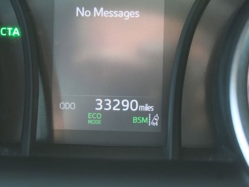 Used 2023 Toyota Camry LE image 29