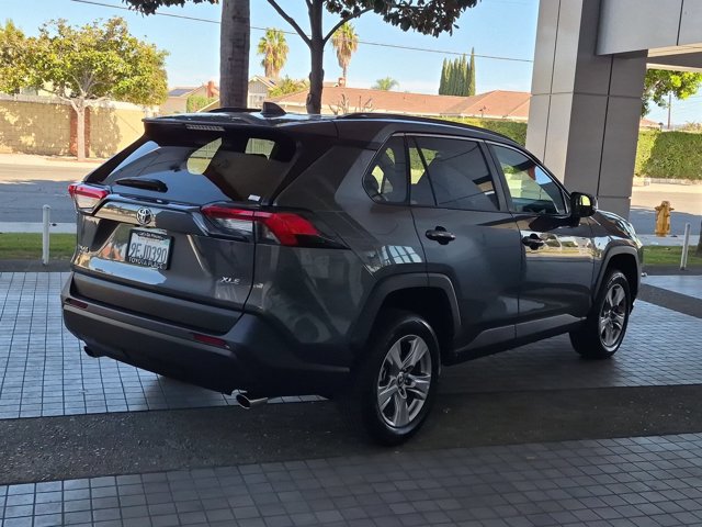 Used 2023 Toyota RAV4 XLE w/ Convenience Package FWD image 8