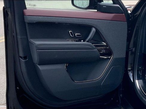 New 2026 Land Rover Range Rover Sport Dynamic SE image 10