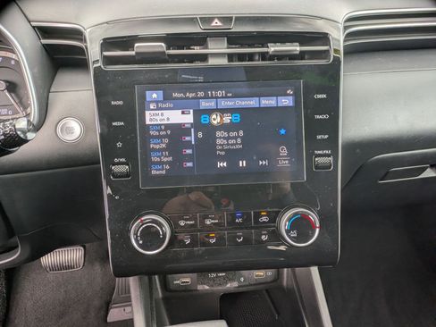 Certified 2023 Hyundai Tucson SEL AWD/4WD image 16