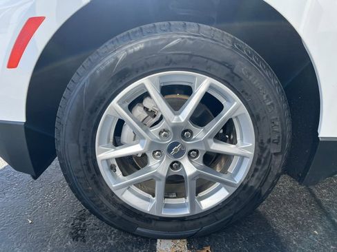 Used 2022 Chevrolet Equinox LS w/ LS Convenience Package image 43
