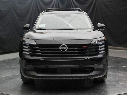 New 2025 Nissan Kicks SR image 5