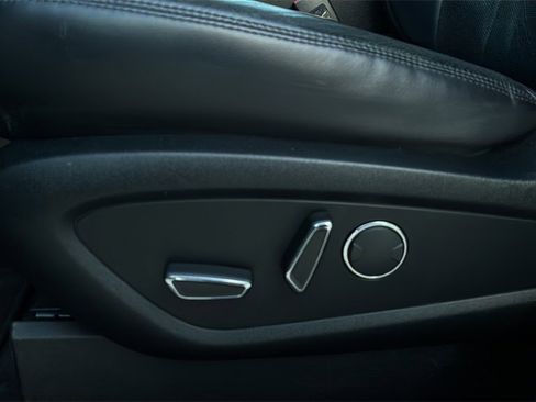 Used 2016 Lincoln MKX Reserve w/ Technology Package image 11