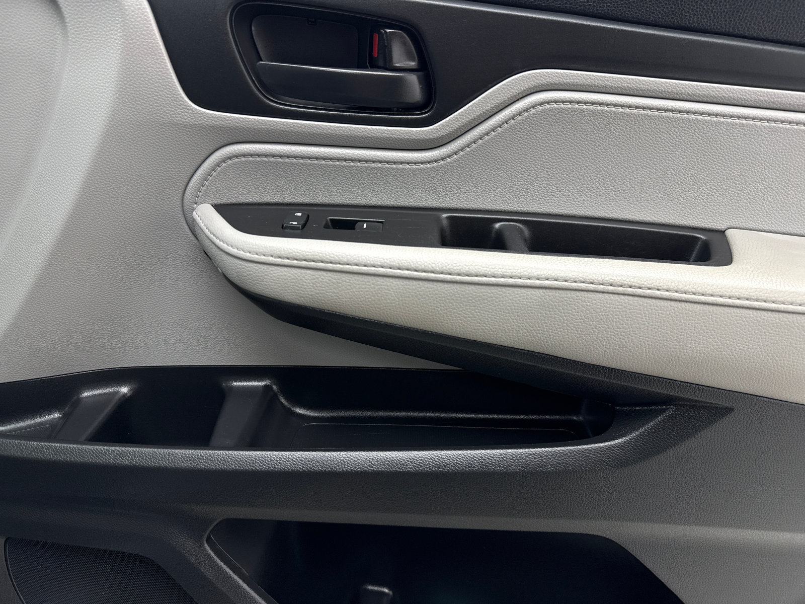 Used 2021 Honda Odyssey EX-L image 43