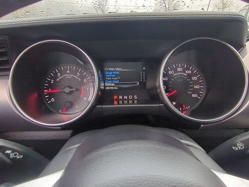 Used 2022 Ford Mustang Premium RWD image 22