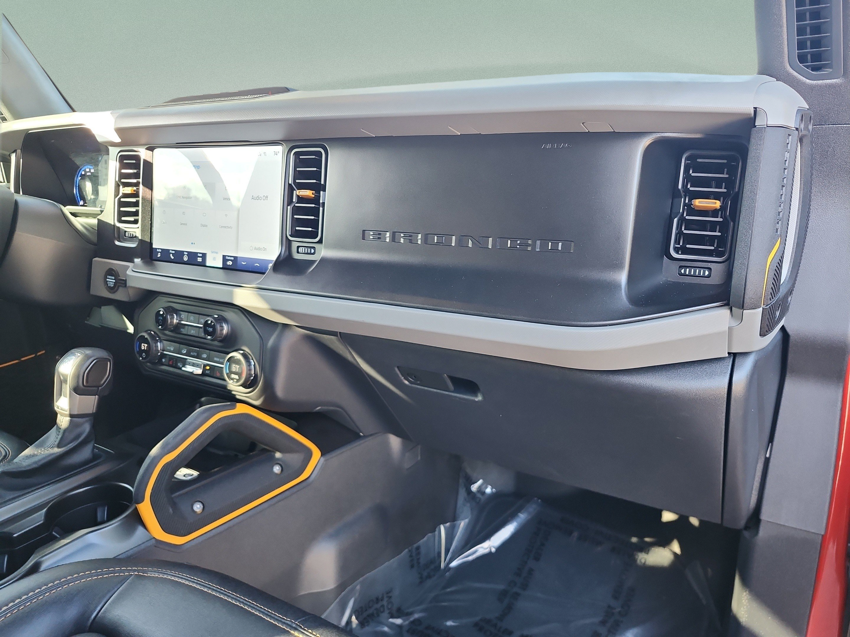 Used 2023 Ford Bronco Badlands AWD/4WD image 16