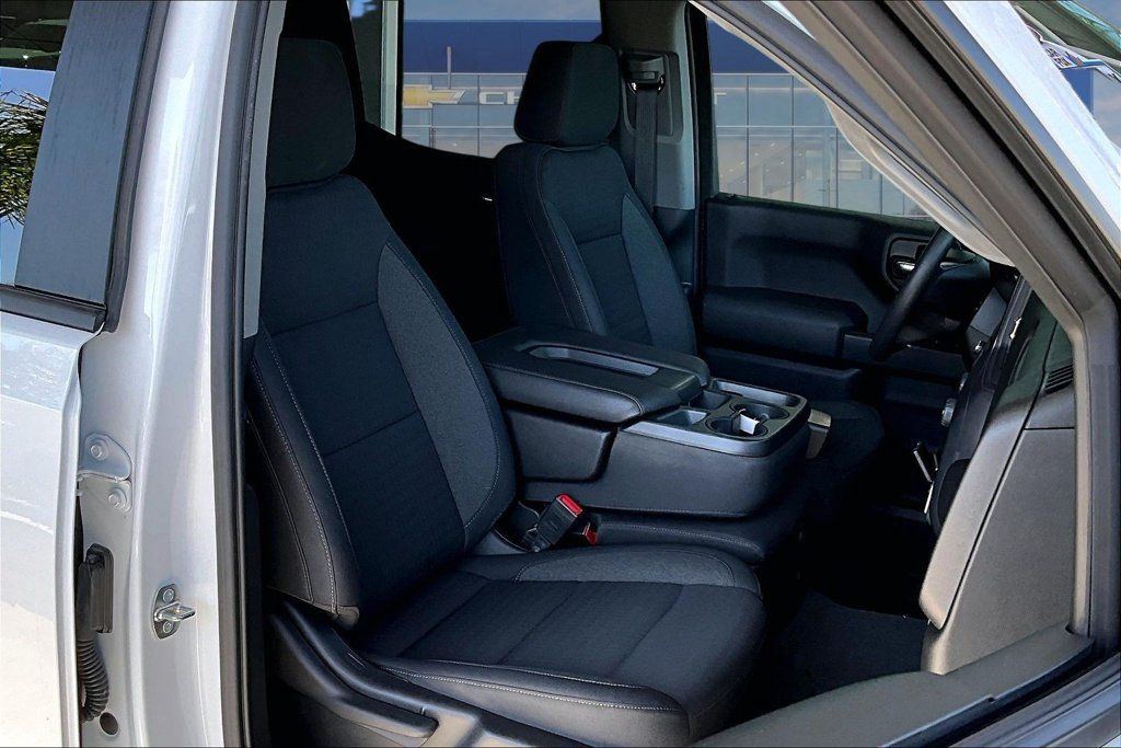 Used 2023 Chevrolet Silverado 1500 Custom RWD image 16