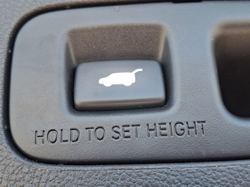 Used 2020 Honda CR-V Touring image 31