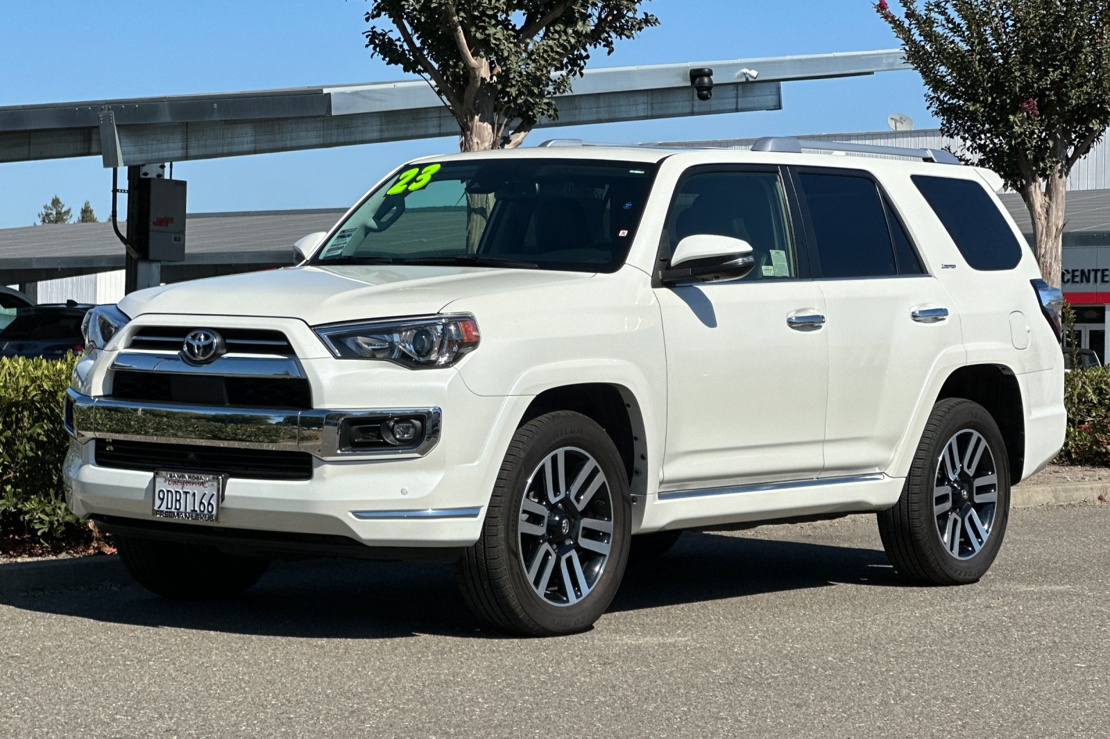Used 2023 Toyota 4Runner Limited AWD/4WD image 8