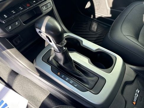 Used 2022 Chevrolet Colorado ZR2 image 18