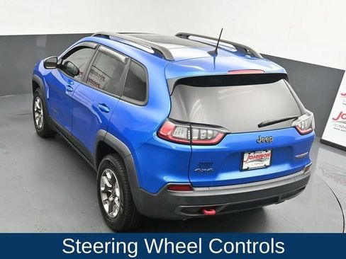 Used 2019 Jeep Cherokee Trailhawk w/ Comfort/Convenience Group AWD/4WD image 17