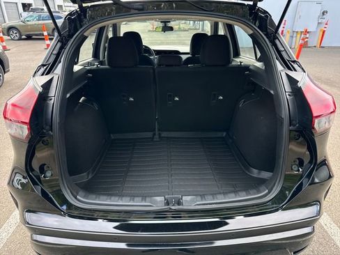 Used 2024 Nissan Kicks S FWD image 12