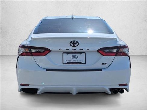 Used 2023 Toyota Camry SE FWD image 7