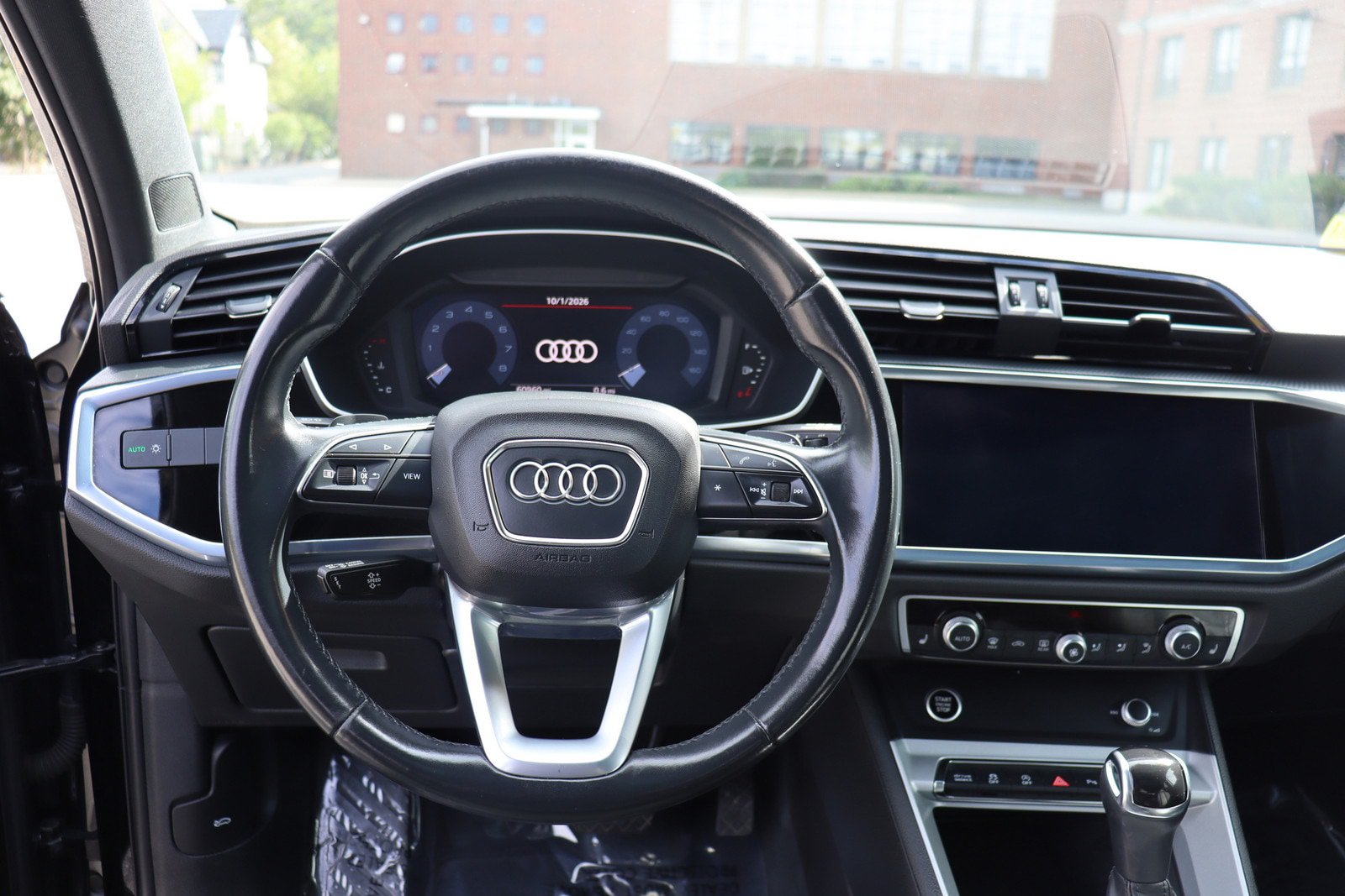 Used 2021 Audi Q3 2.0T Premium w/ Convenience Package AWD/4WD image 23