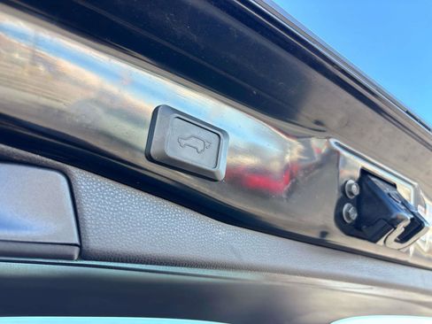 Certified 2019 Toyota RAV4 XLE w/ Convenience Package image 13