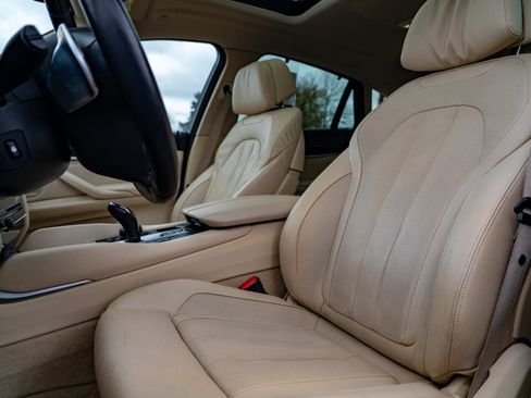 Used 2015 BMW X6 xDrive50i AWD/4WD image 17