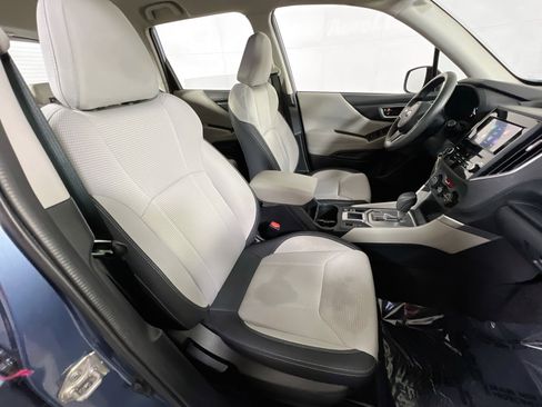 Used 2023 Subaru Forester AWD/4WD image 25