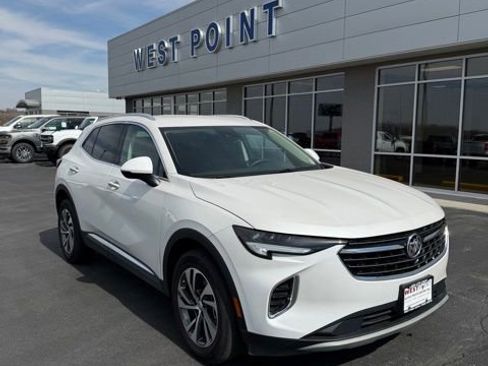 Used 2023 Buick Envision Essence image 2