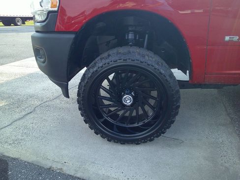 Used 2019 RAM 2500 Tradesman image 11