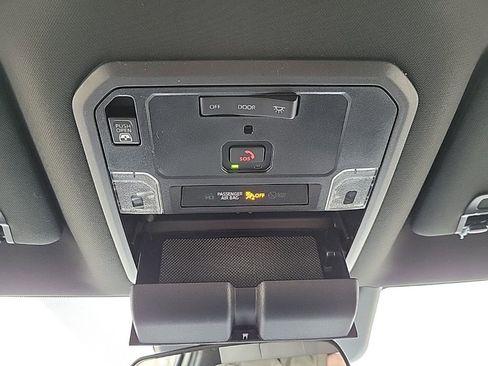 New 2026 Toyota Tundra SR5 w/ SR5 Convenience Package image 20